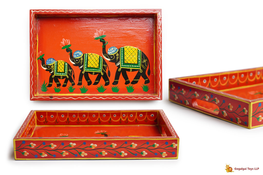 Glass Set With Wooden Elephant Lid and Wooden Tray